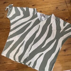 Chicos Army Green and White Zebra Print Blouse Size 1